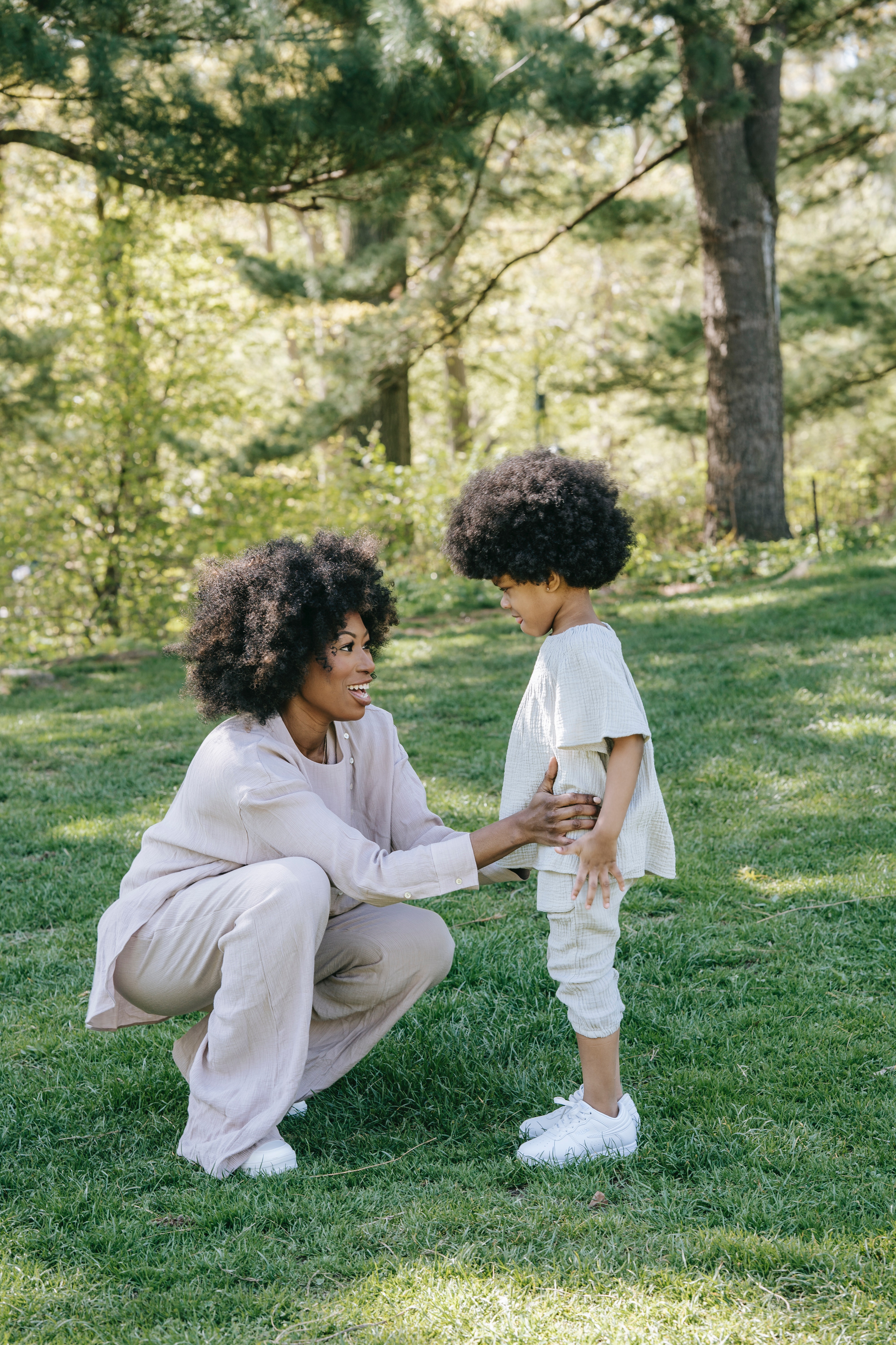 children listening