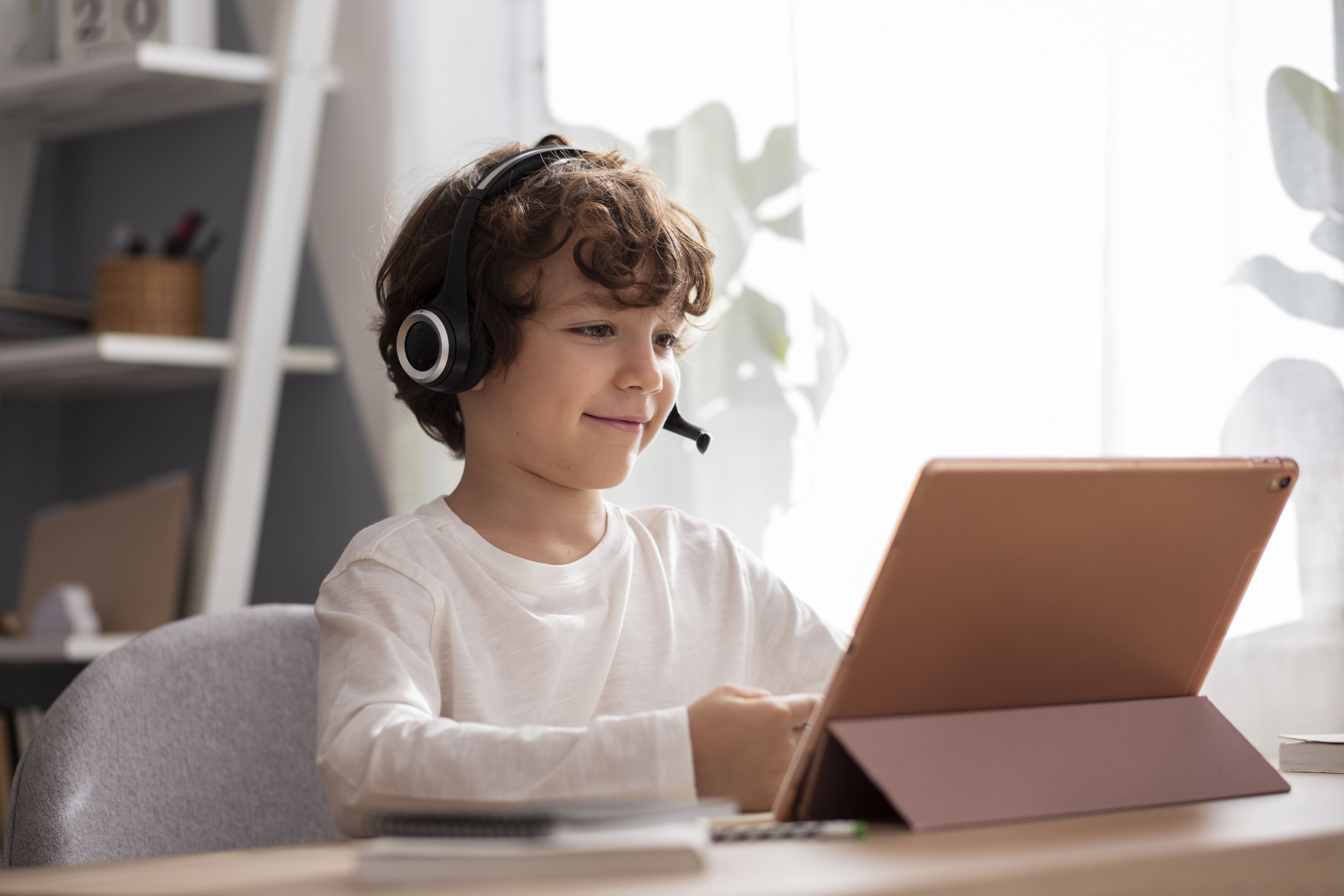 children do online learning