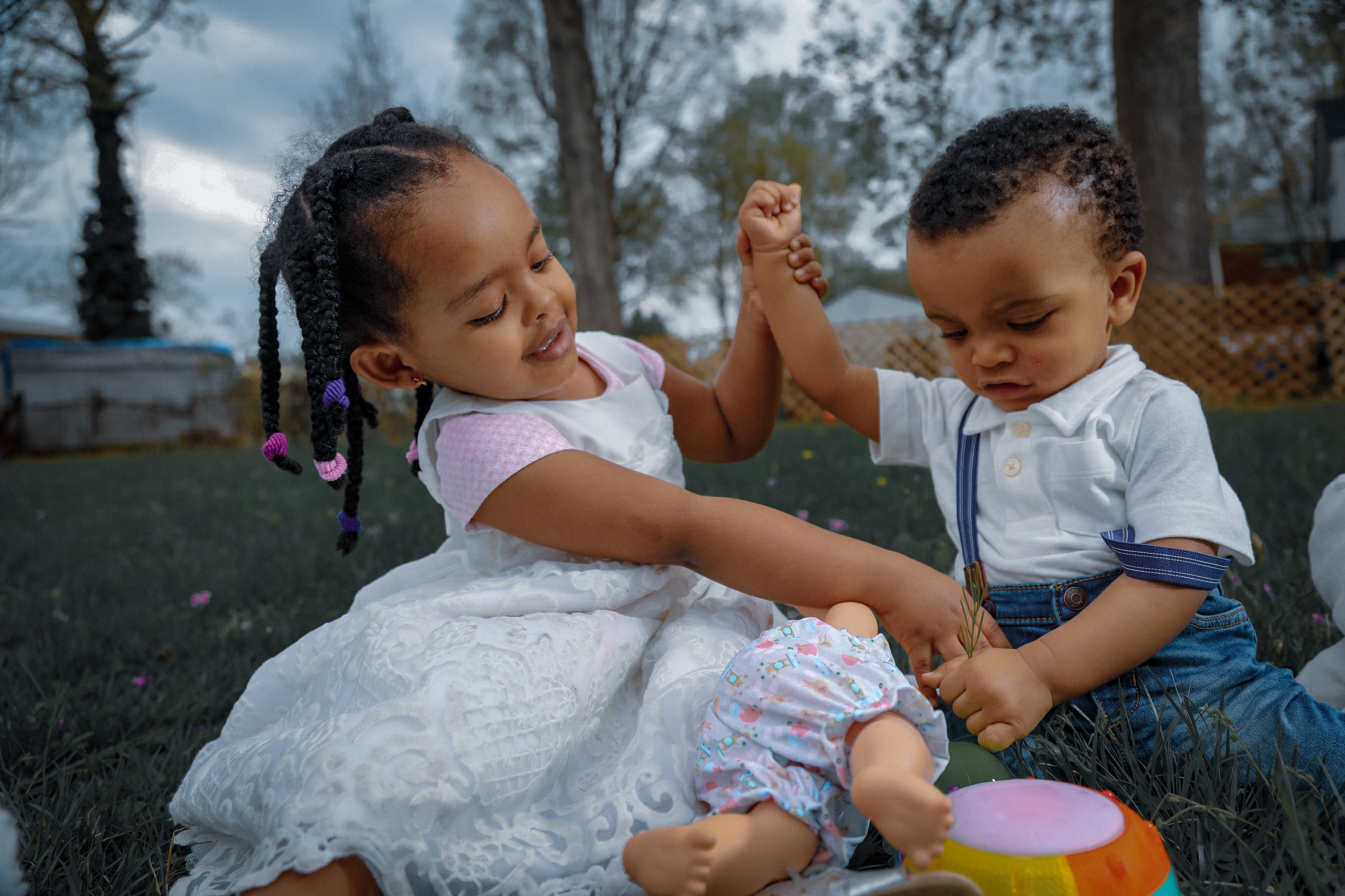 Kids fighting: children and siblings