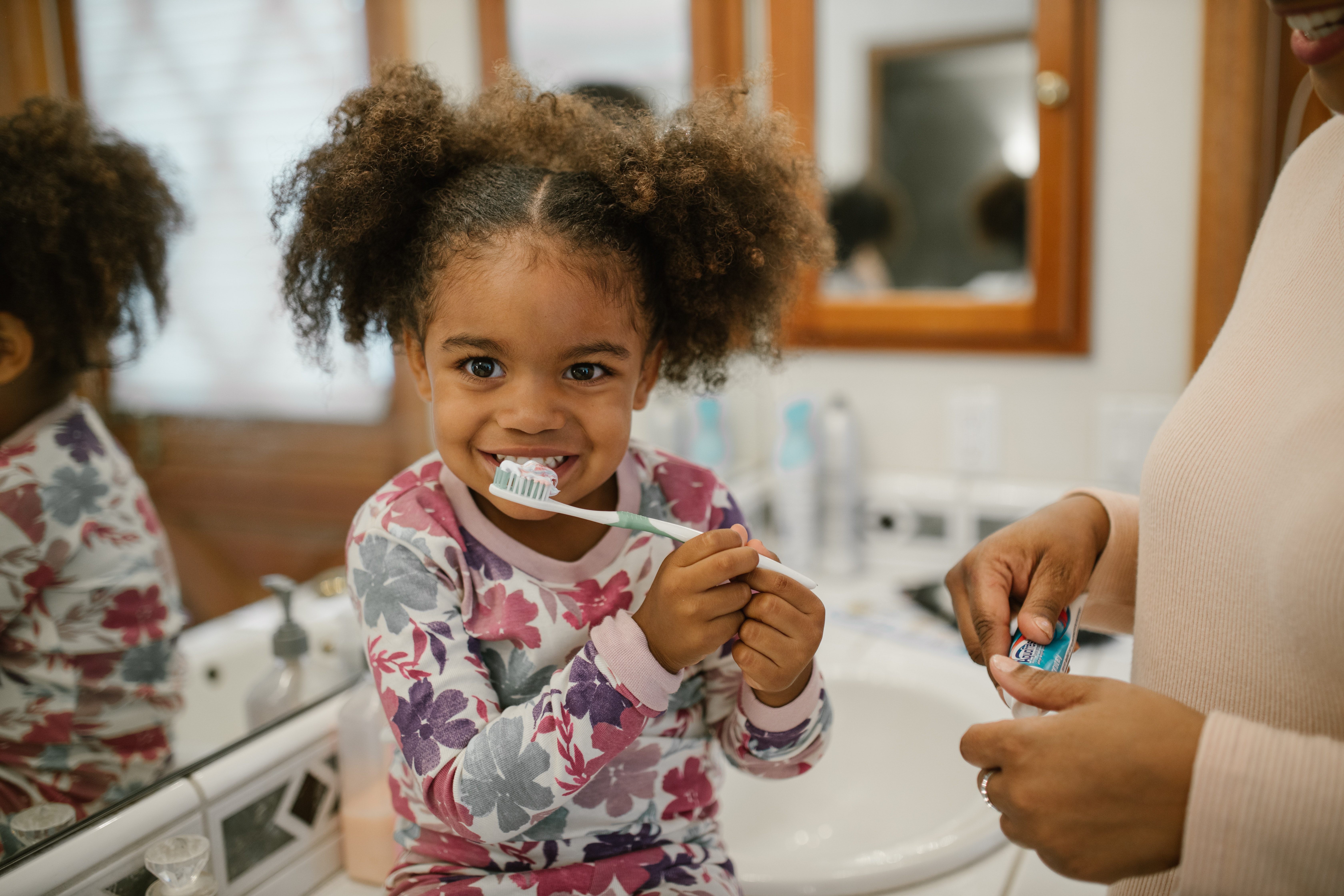 a lot of benefit from taking cares our child teeth early
